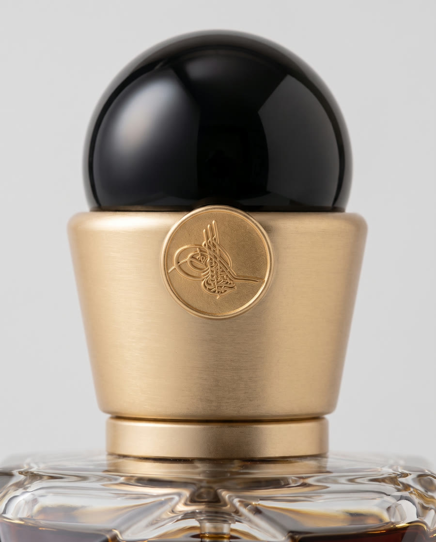 Cap macro